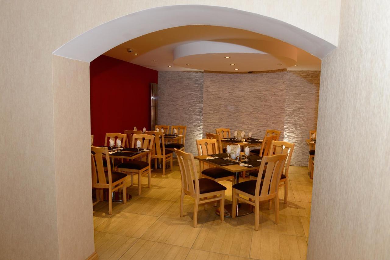 Four Saints Brig Y Don Hotel Llandudno Esterno foto