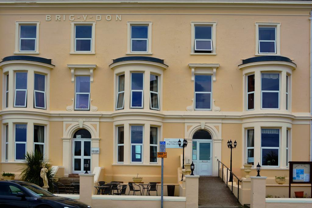 Four Saints Brig Y Don Hotel Llandudno Esterno foto