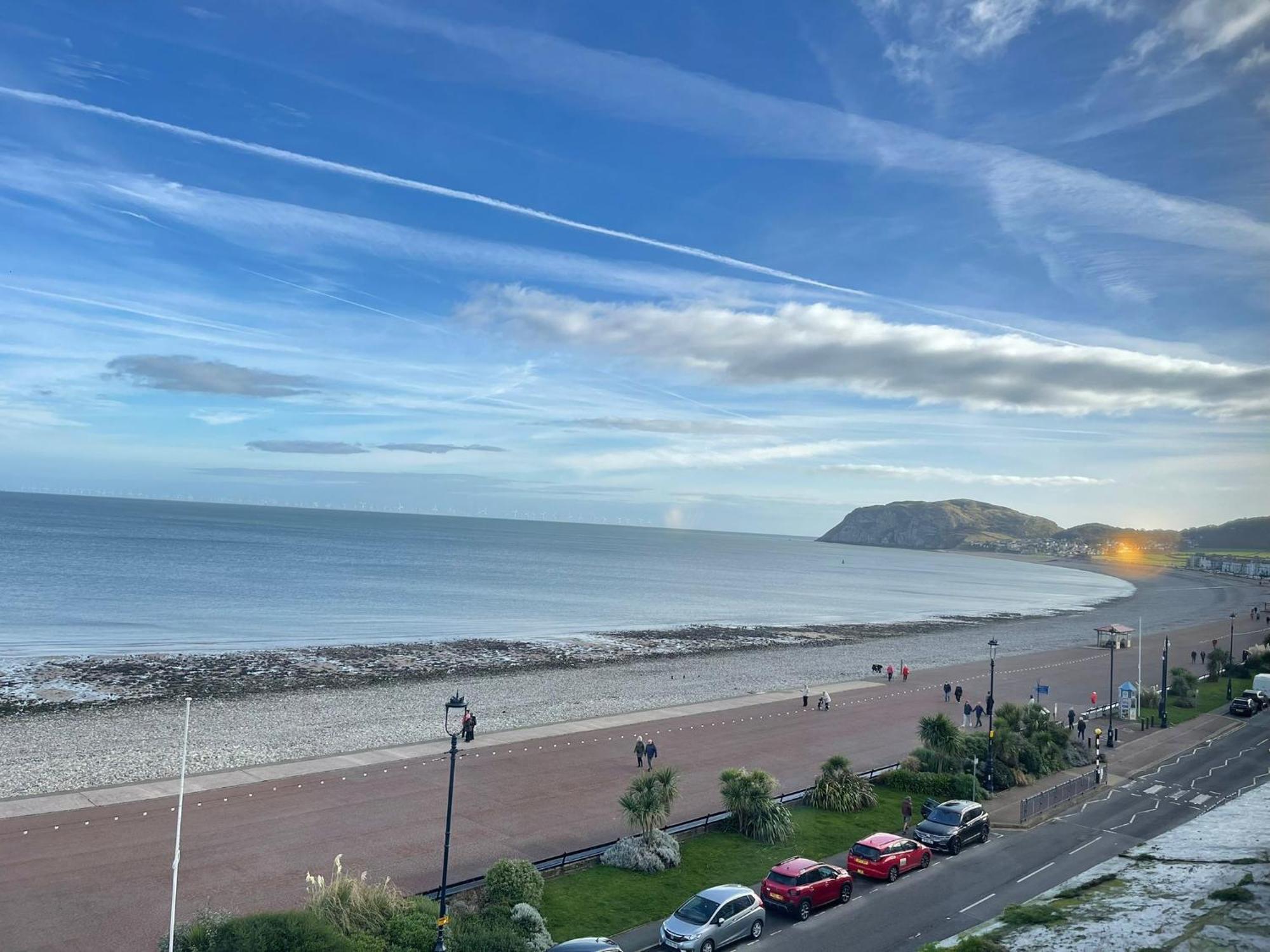 Four Saints Brig Y Don Hotel Llandudno Esterno foto