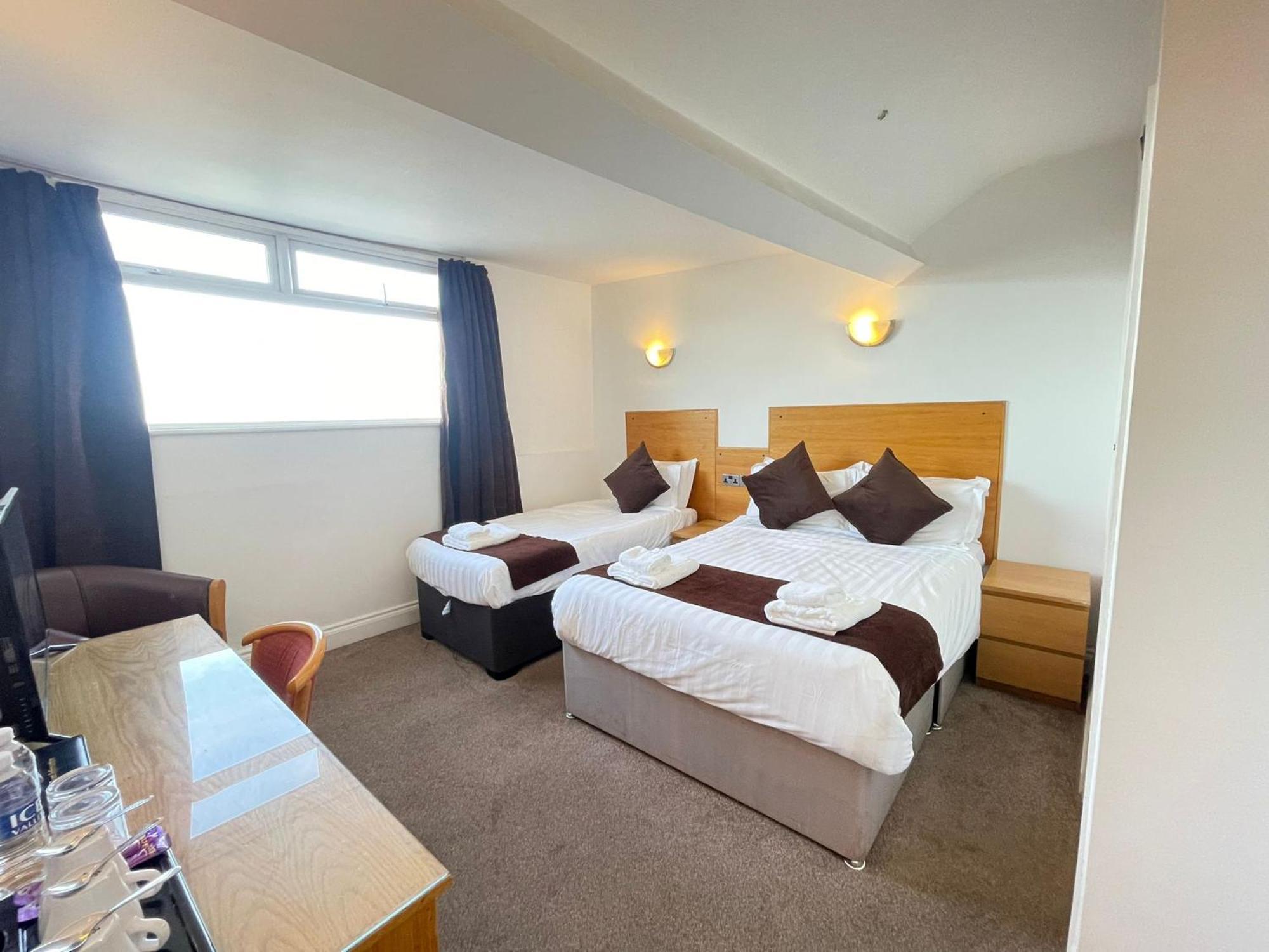 Four Saints Brig Y Don Hotel Llandudno Esterno foto